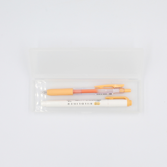 Porta-lápis transparente